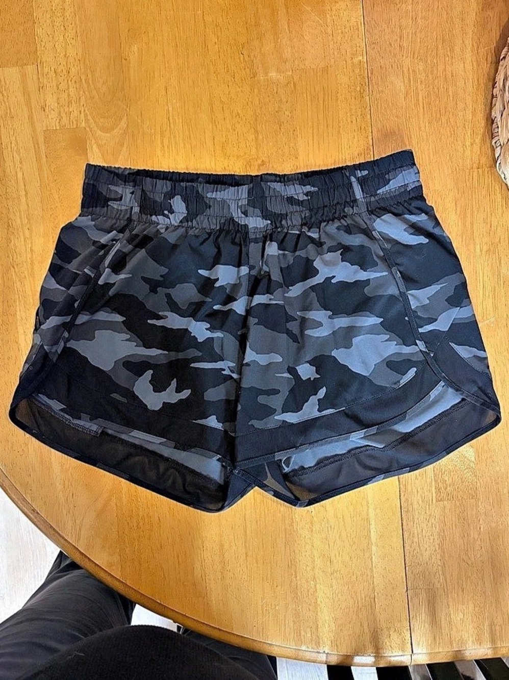 ATHLETA 4" Black & Gray Camo Shorts